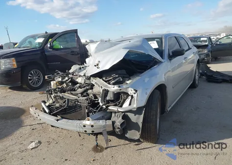 2005 Dodge Magnum Se z USA, uszkodzony, nr VIN 2D4FV48V45H146832